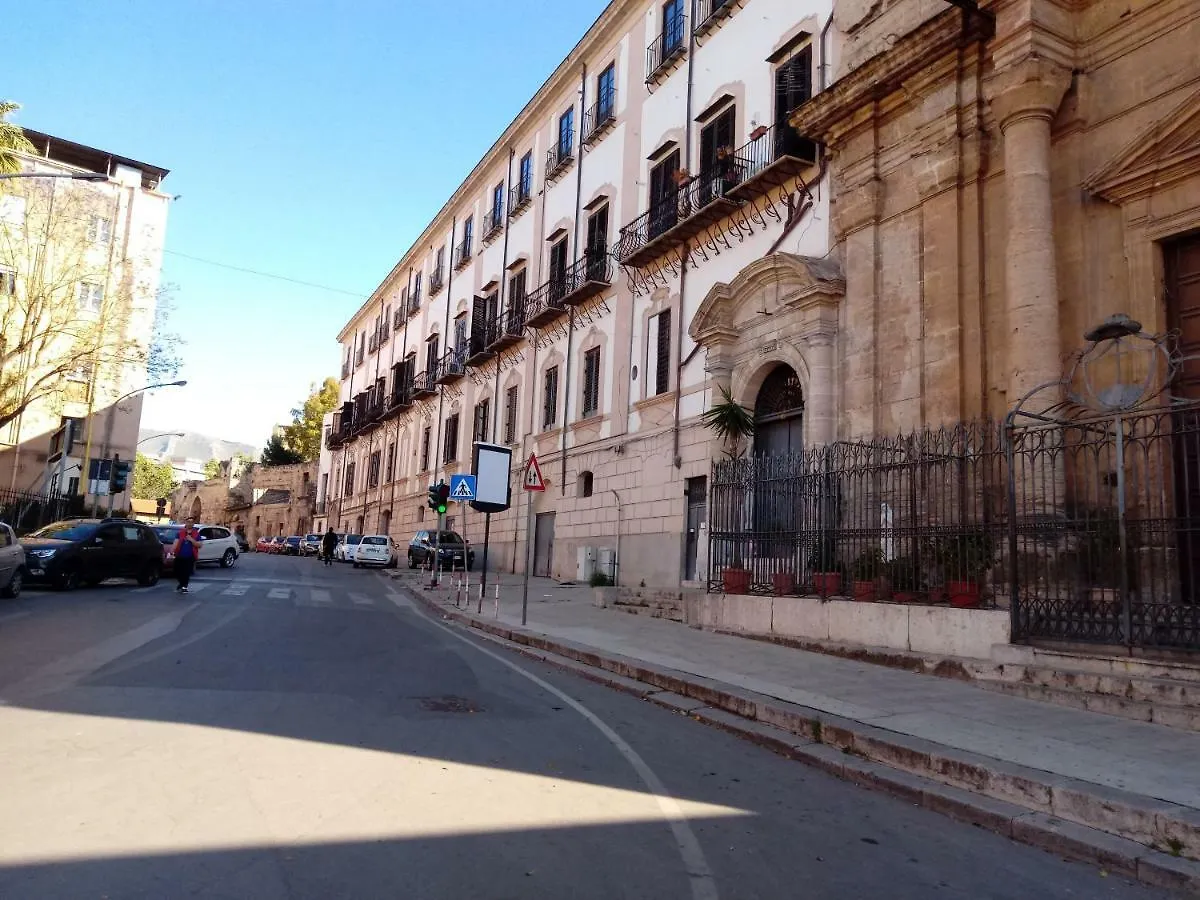 Casa Claudia Hotel Palermo Affittacamere